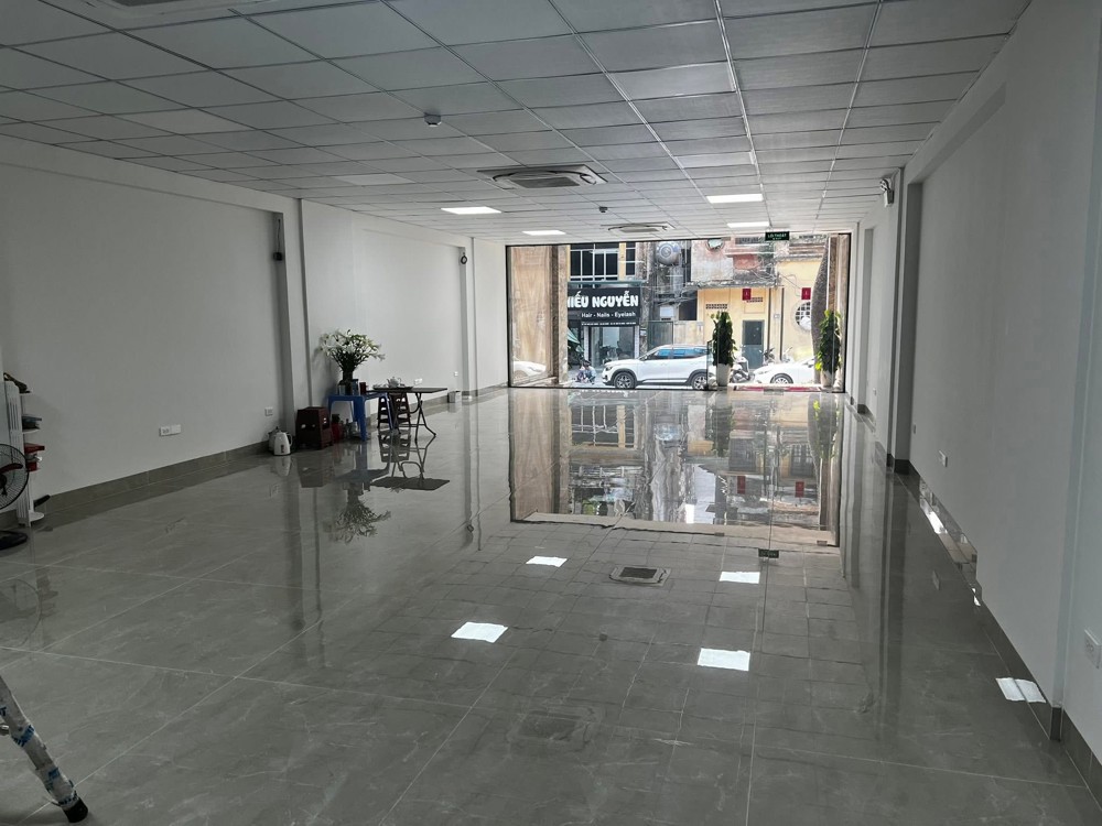 MẶT PHỐ TRIỆU VIỆT VƯƠNG - TÒA VĂN PHÒNG 11 TẦNG - 150M² - MT 6.4M - 2 HẦM - DÒNG TIỀN MƠ ƯỚC - 195