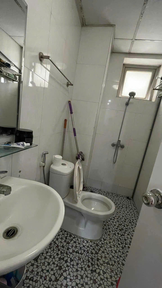 Em bán Căn tầng đẹp Ricecity Linh Đàm 57,5m giá rẻ sổ đỏ trao tay