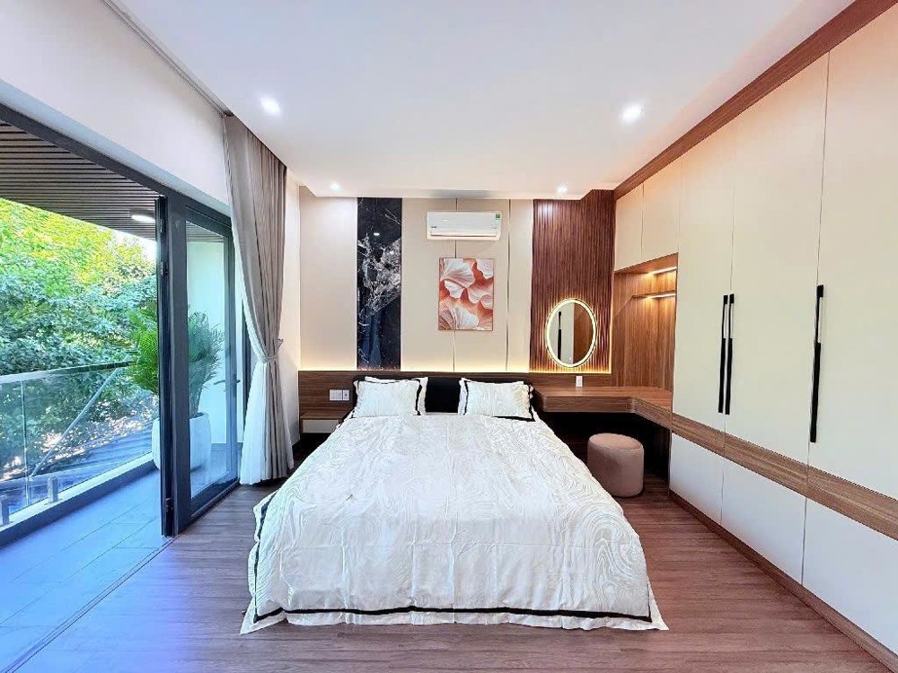 229 - BÁN NHÀ 3 TẦNG–CẦN GIUỘC,THANH KHÊ–VIEW CHỢ HOA SIÊU ĐẸP-THIẾT KẾ HIỆN ĐẠI-ĐÀ NẴNG