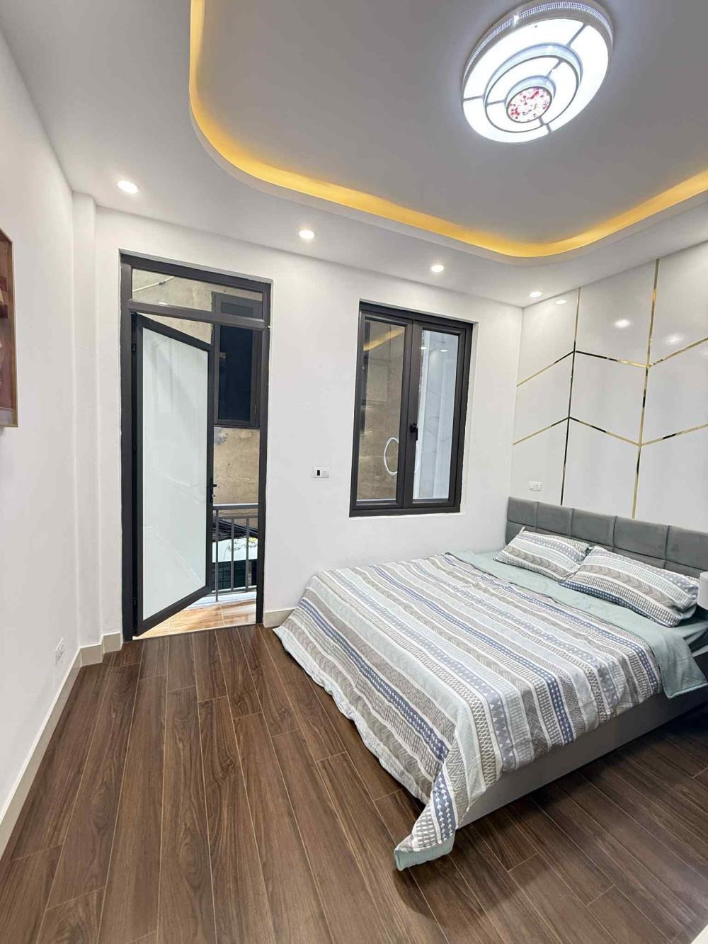 Nhà Mặt Ngõ Lương Sử - 4 Tầng - Full Nội Thất - Gần Công Viên - Giá 9.62 Tỷ