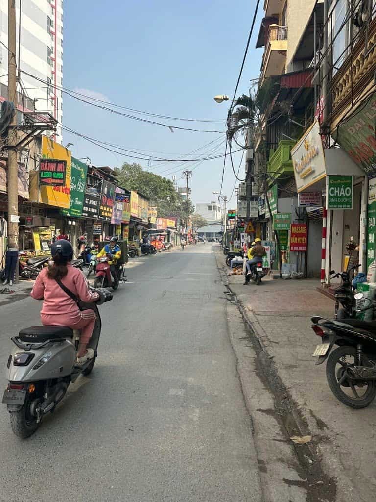 Bán nhà Định Công, Hoàng Mai - 40m2, 4 Tầng, Sổ Đỏ - Giá 6.25 Tỷ