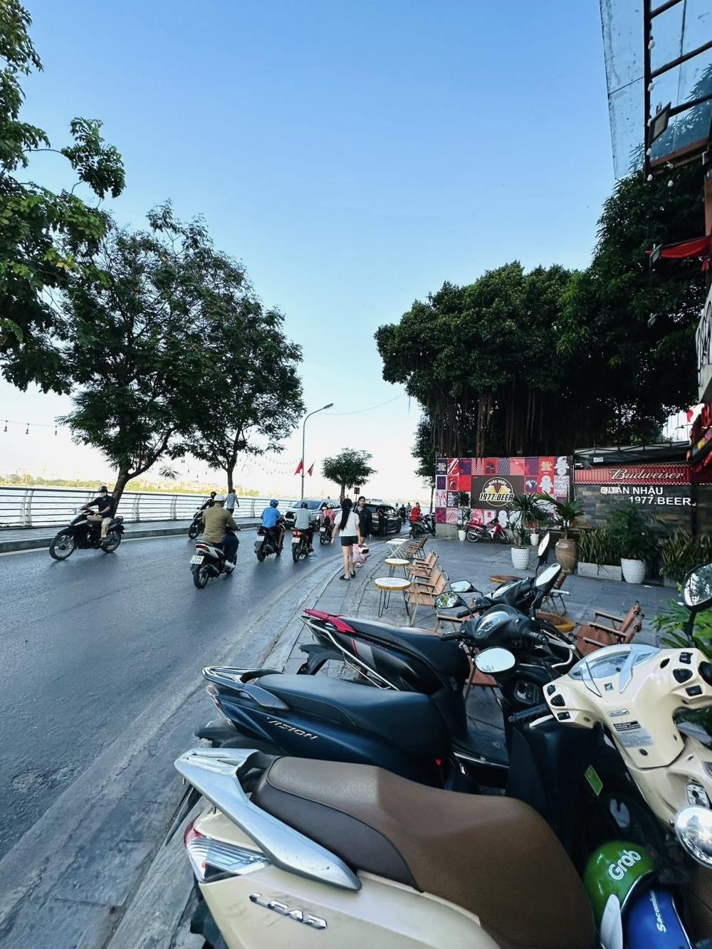 Bán Nhà Mặt Phố Trích Sài Tây Hồ 75m2, 5 Tầng, View Hồ - 50.5 Tỷ