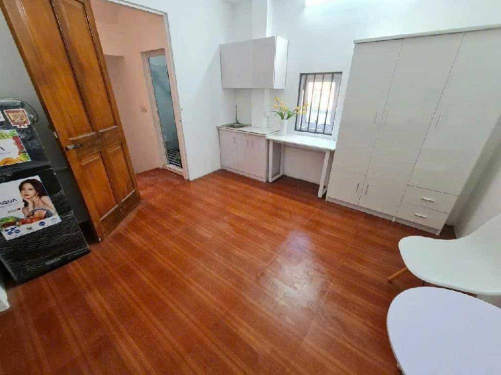 Bán Nhà Ngõ Thông Thoáng, Doanh Thu 17tr/Tháng - Vị Trí Đắc Địa