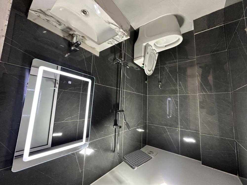 Bán Nhà Minh Khai Phân Lô - Thang Máy - Đối Diện Times City - Ô Tô Tránh