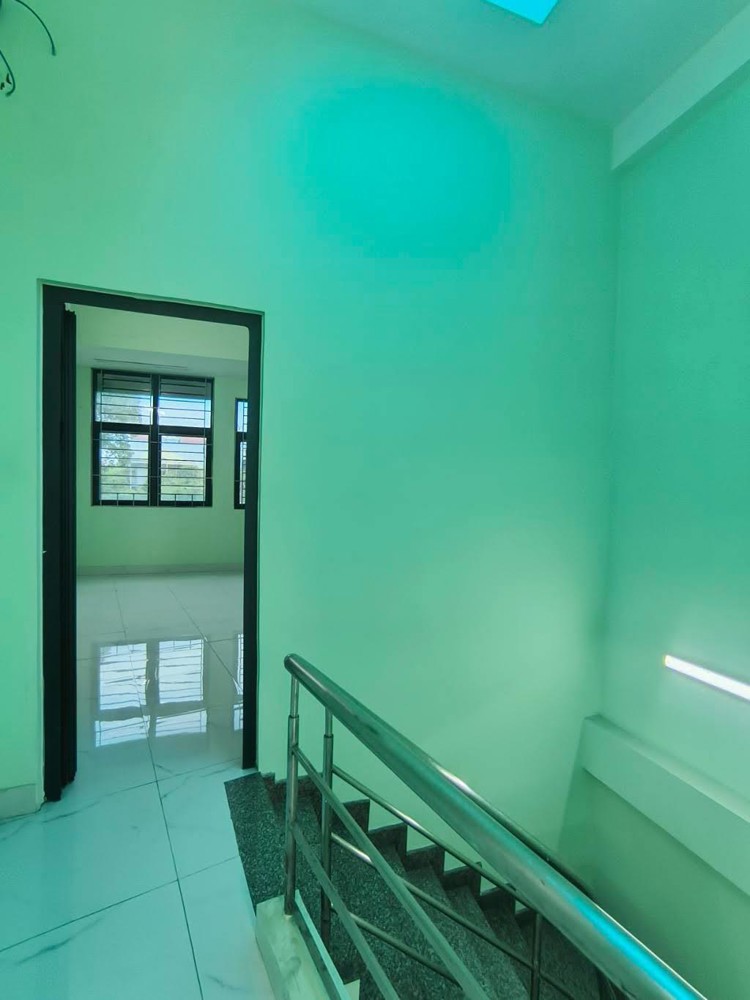 BÁN NHÀ MT NGUYỄN THÁI SƠN,  GẦN SÂN BAY,  3 LẦU, 50M²,  CHỈ 7.4 TỶ TL