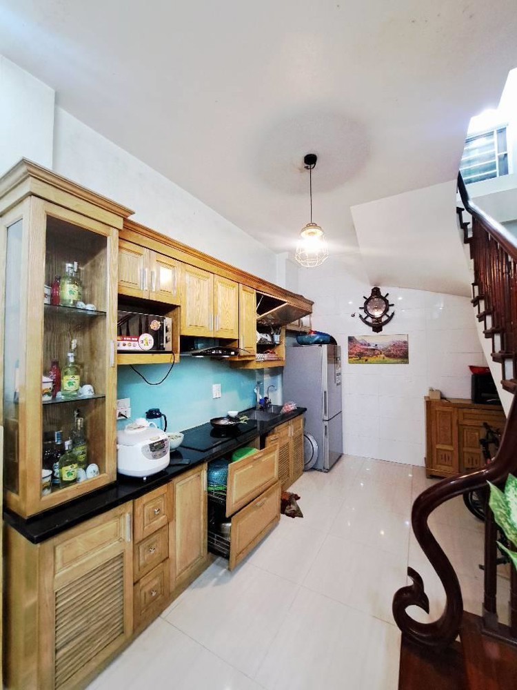 Nhà đẹp Phú Mỹ 37m2, 5 tầng, xe đỗ cửa, bán 6,7 tỷ