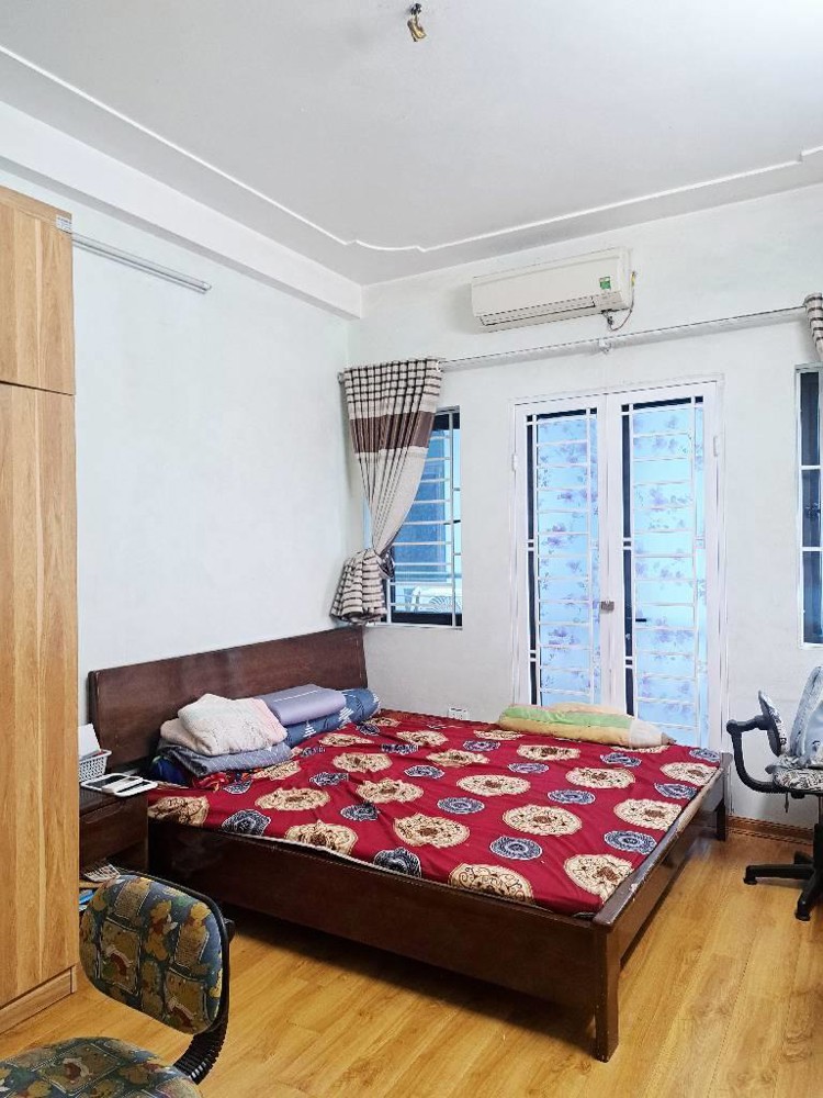 Nhà đẹp Phú Mỹ 37m2, 5 tầng, xe đỗ cửa, bán 6,7 tỷ