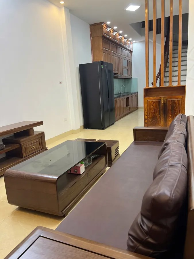 NHÀ MỚI Ở LUÔN Phố  Ngọc Lâm 35m2 X 5  tầng 7.8 tỷ Long Biên Hà Nội