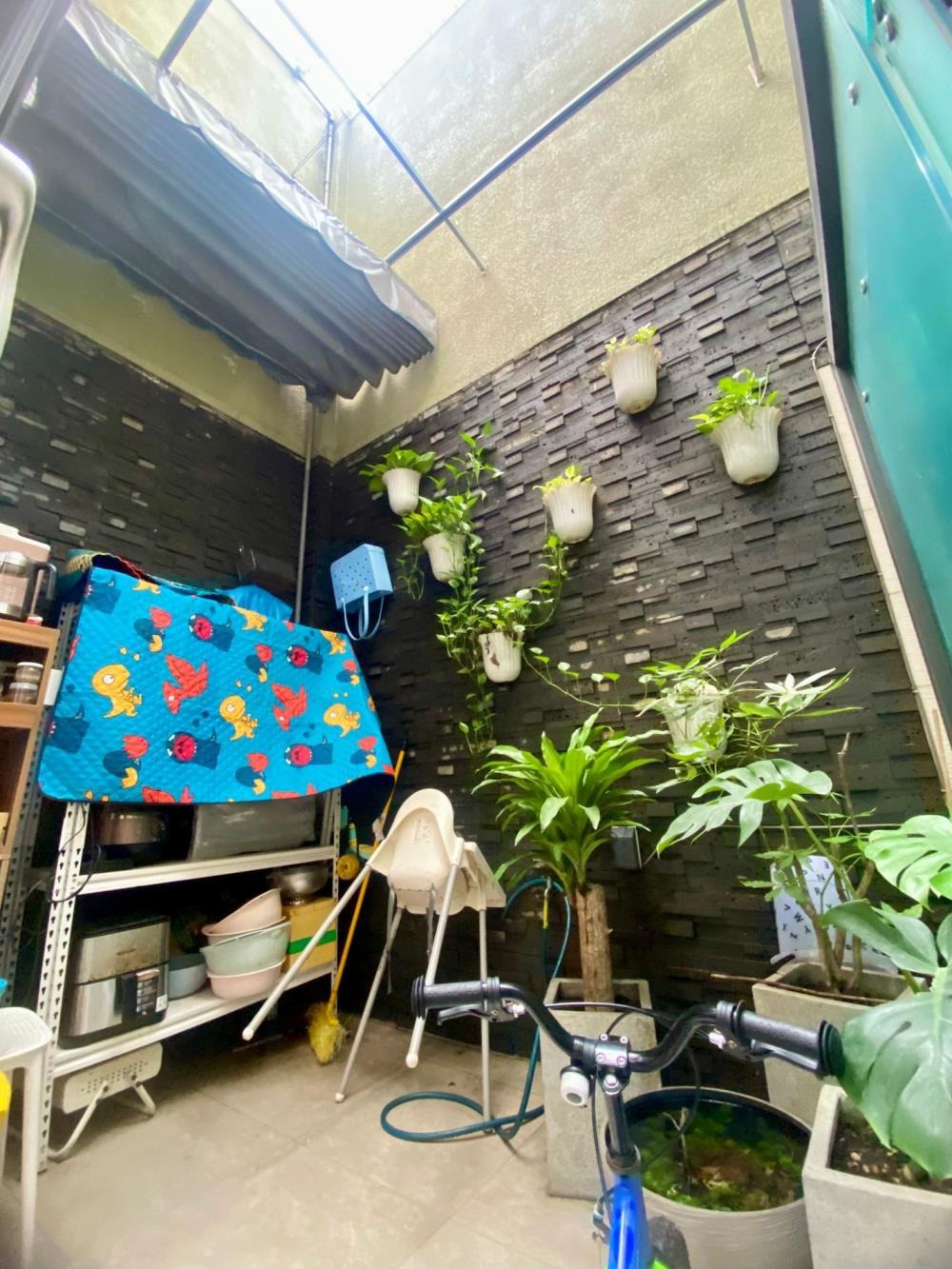 Bán nhà HXH 4 tầng, 74m2, Gần AEON Tân Phú - 8.8 tỷ (Full Nội Thất)