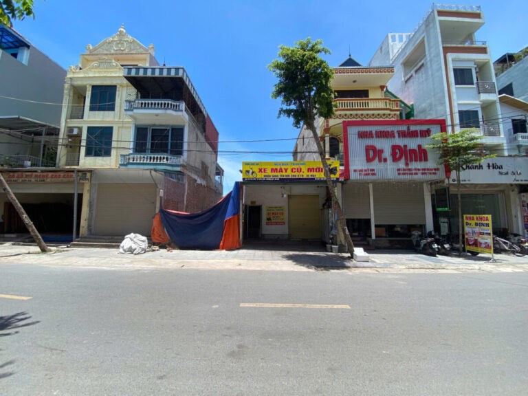 SIÊU PHẨM TRỤC CHÍNH KINH DOANH 135M TẠI TT CHÚC SƠN-PHƯỜNG CHƯƠNG MỸ-HÀ NỘI