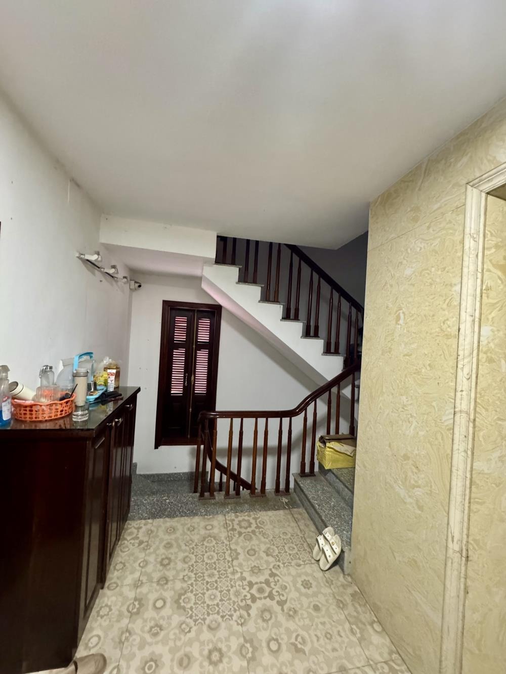 Cho thuê văn phòng 550m2 Hoàng Văn Thái - Giá 45tr/tháng