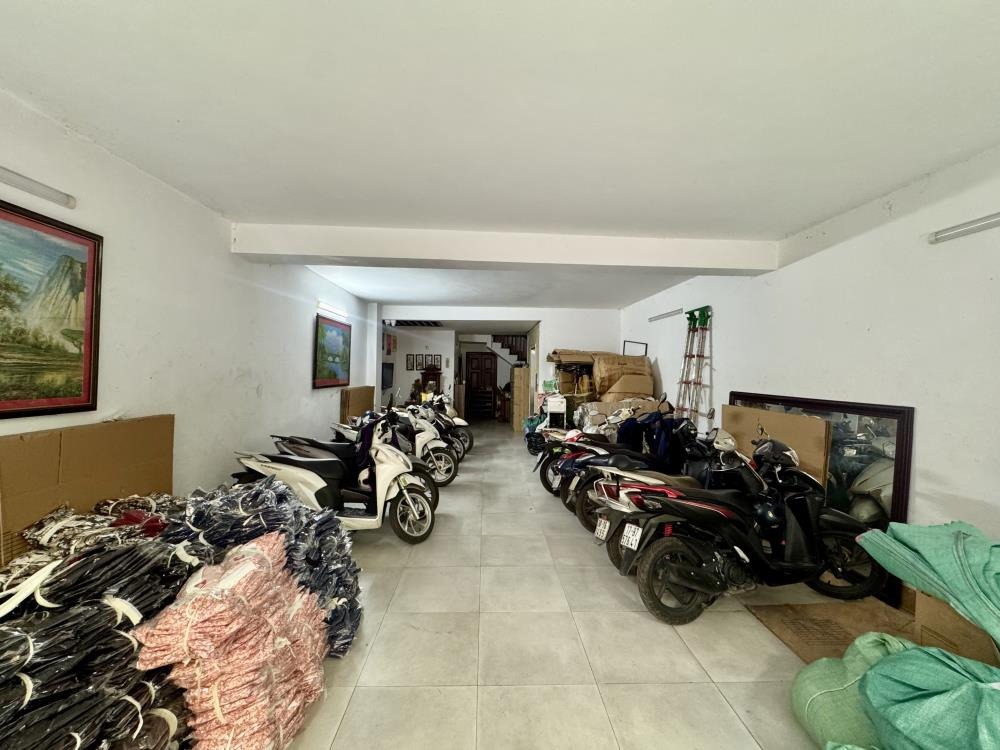 Cho thuê văn phòng 550m2 Hoàng Văn Thái - Giá 45tr/tháng