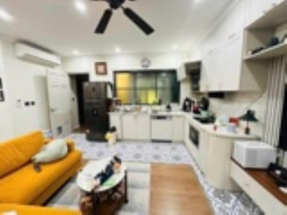 Biệt Thự Xuân Đỉnh - Bắc Từ Liêm: 124m2, 5 Tầng, Thang Máy, Mặt Tiền 9.9m, Oto Tránh