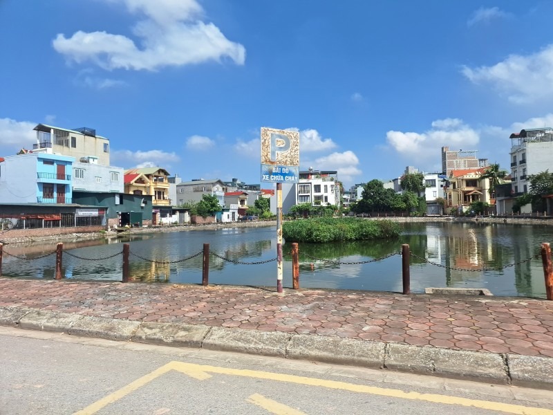 Bán nhà Cự Khối, Long Biên – 5 tầng, 90m², Mặt tiền 5m – Giá 16 tỷ