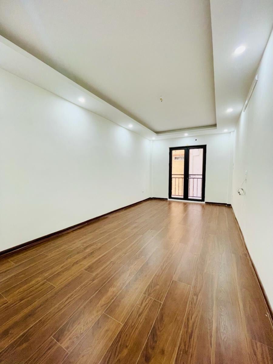 Bán nhà Hoàng Mai - Hoàng Văn Thụ 43m2, 5 tầng, 8.65 tỷ - Vị trí đẹp, tiện nghi đầy đủ