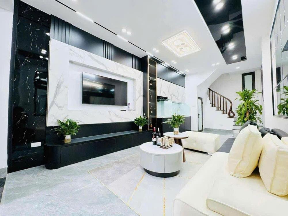 Bán nhà mặt phố Thái Hà 26m2 - 27 tỷ - Vị trí Vàng Mặt Tiền 4.5m
