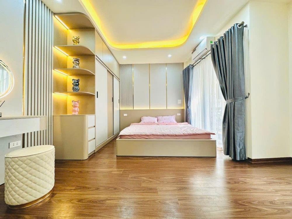 Bán Nhà Mặt Phố Thái Hà - 24 Tỷ - 30m2 - Vị Trí Kinh Doanh Đắc Địa