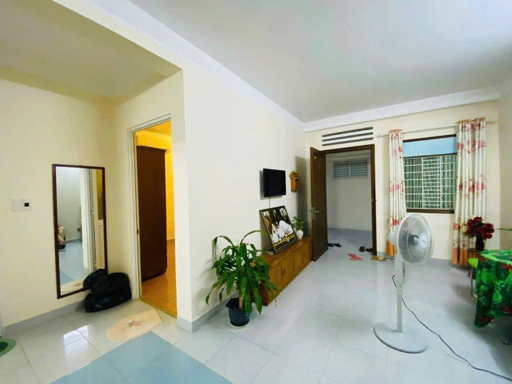Cần bán chung cư CT6 Vĩnh Điềm Trung 62m2, 2pn. Giá 2ty150tr!