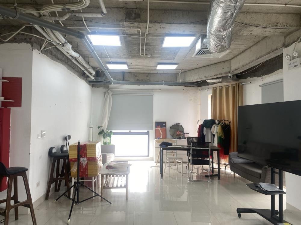 Văn Phòng Cho Thuê Cầu Giấy 60m2 Giá Tốt - Full Tiện Nghi, Linh Hoạt