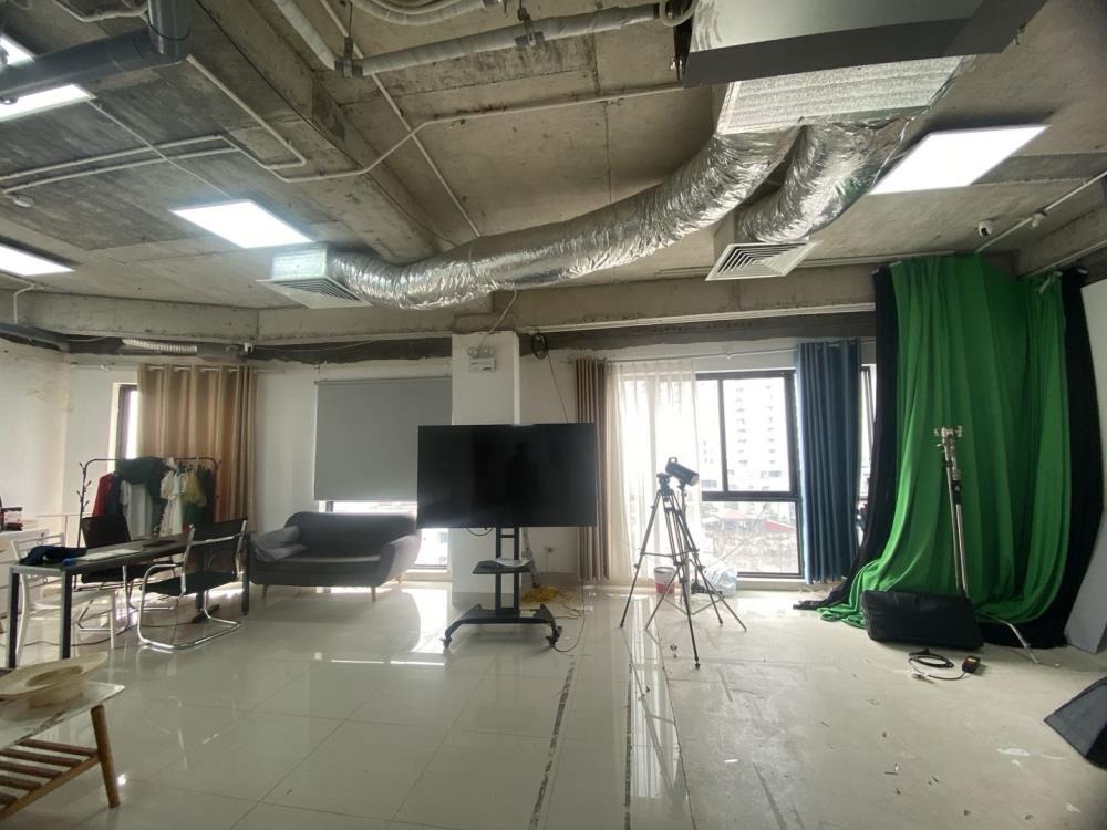 Văn Phòng Cho Thuê Cầu Giấy 60m2 Giá Tốt - Full Tiện Nghi, Linh Hoạt