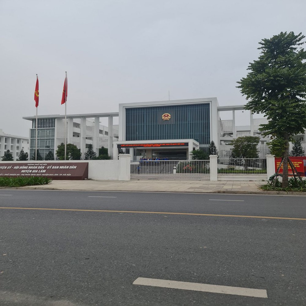 Bán đất Trâu Quỳ, Gia Lâm, Hà Nội. 61m2. Mt 4m, đường 13m giá tốt.  Lh 0989894845
