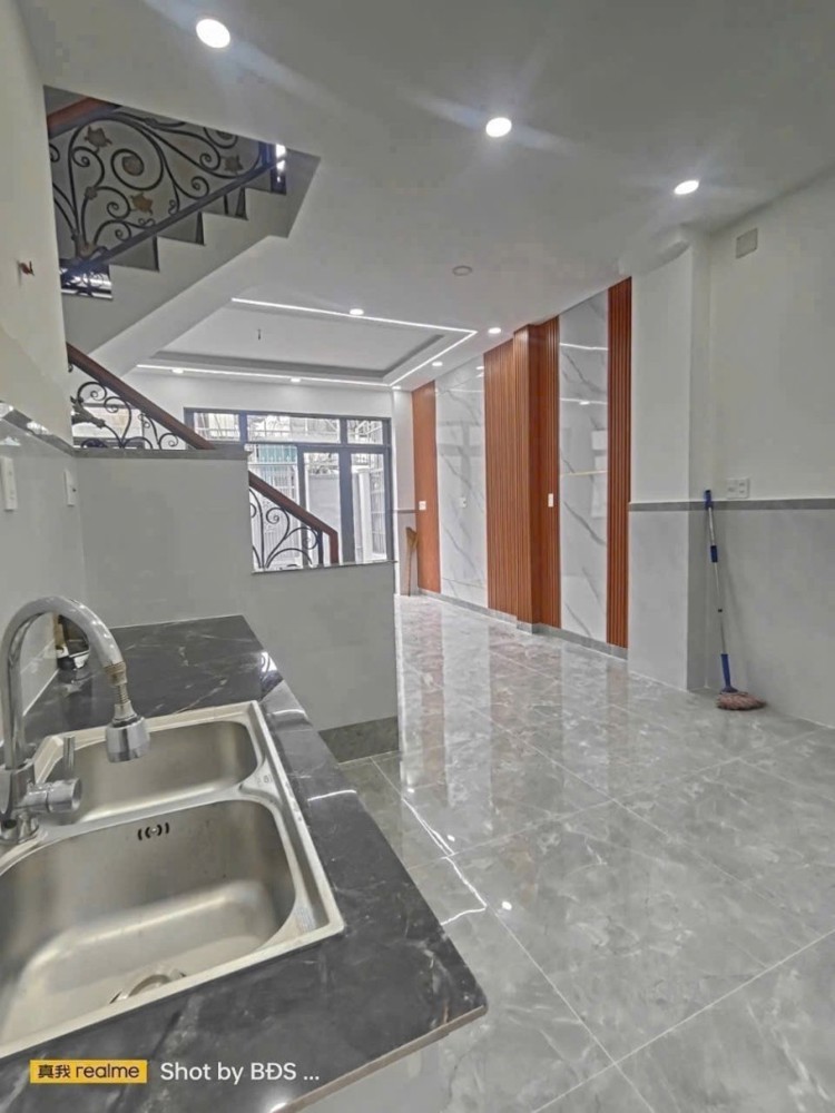 Bán nhà Đường  46, Hiệp Bình Chánh, Thủ Đức. 50m2, 2 tầng, 2PN. Sổ đỏ chính chủ. Giá 4.35 tỷ