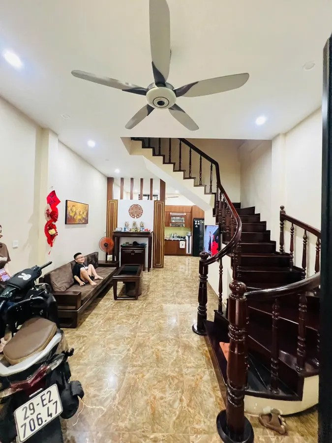 BÁN NHÀ RIÊNG Phố Hào Nam 45m2 X 5 Tầng MT4.6m, 12.9 Tỷ Đống Đa Hà Nội