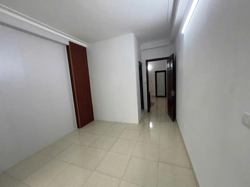 BÁN NHÀ HÀ TRÌ 3 HÀ ĐÔNG - NHÀ 32M2 X 4 TẦNG , MT 3.5M - GIÁ 6.3 TỶ