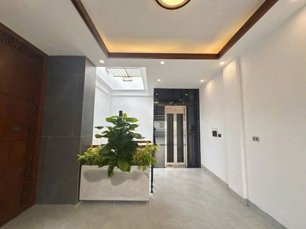 NHÀ MỚI Ô TÔ THANG MÁY NGỌC THỤY LONG BIÊN