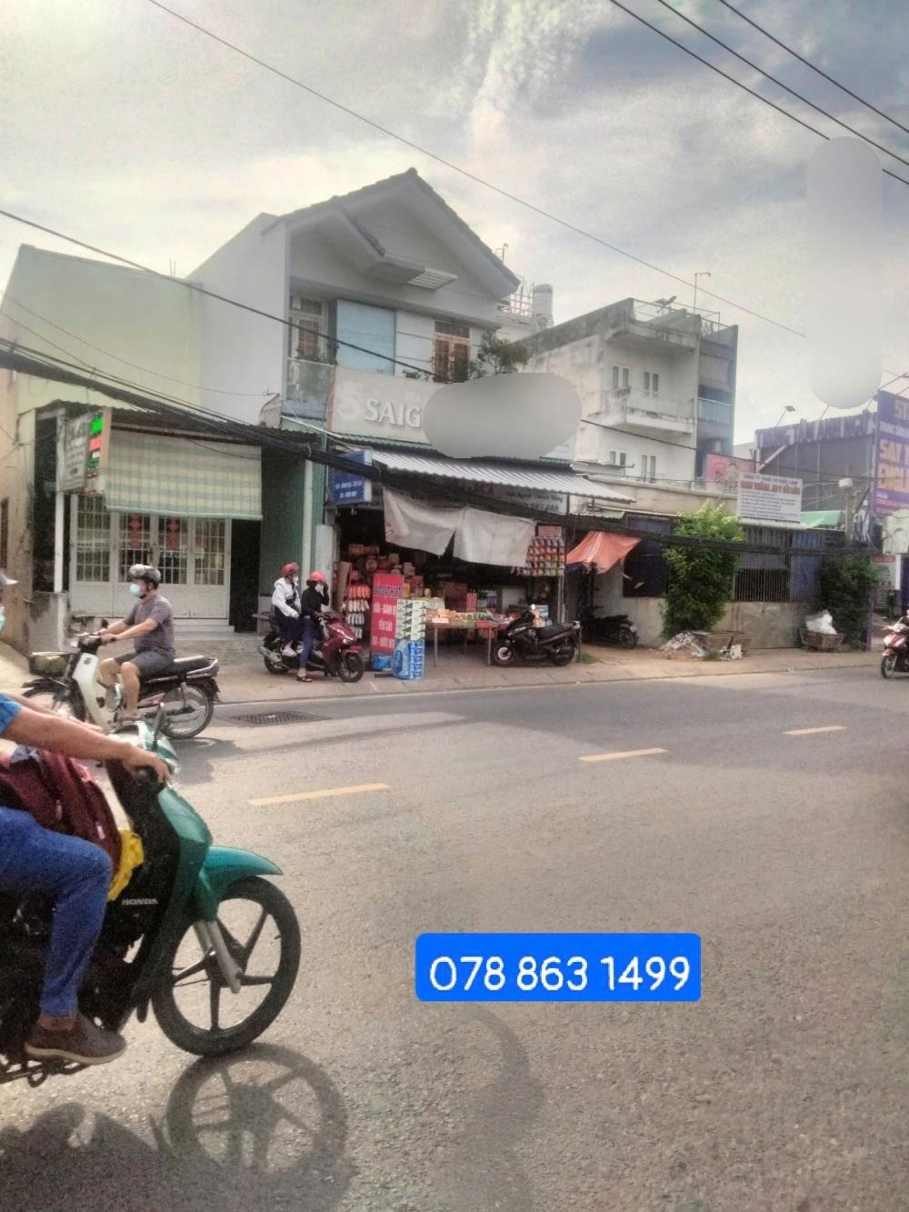 Bán Nhà Mặt Tiền Kinh Doanh - 1 Tỷ 020 Triệu - Vị Trí Đắc Địa