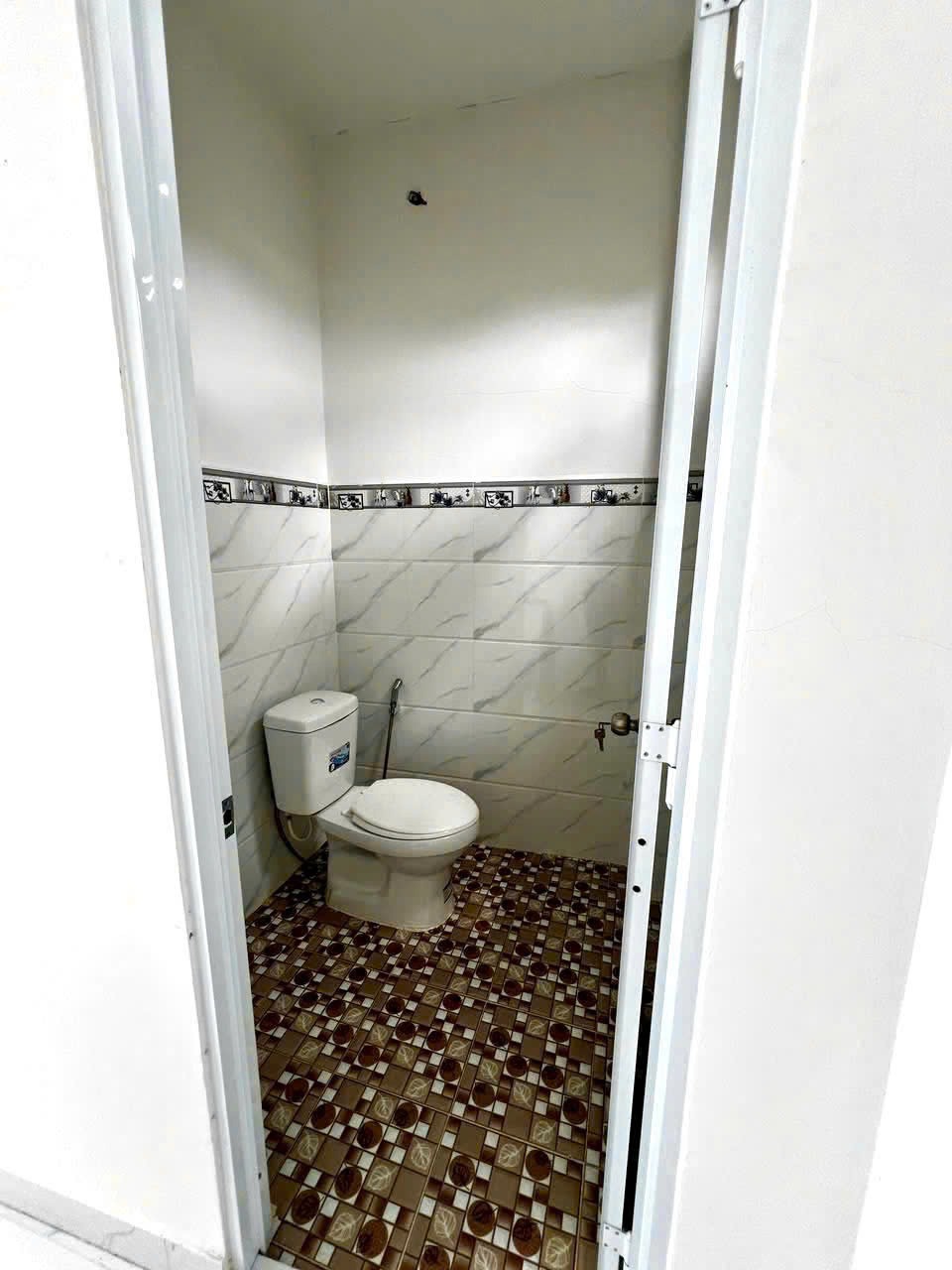 Bán Gấp Nhà Sổ Riêng Hóc Môn - 349tr - Vị Trí Đắc Địa