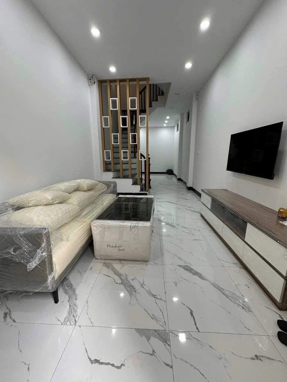 Bán nhà Di Trạch 34m2, 4 Tầng - Vị Trí Đẹp, Không Quy Hoạch