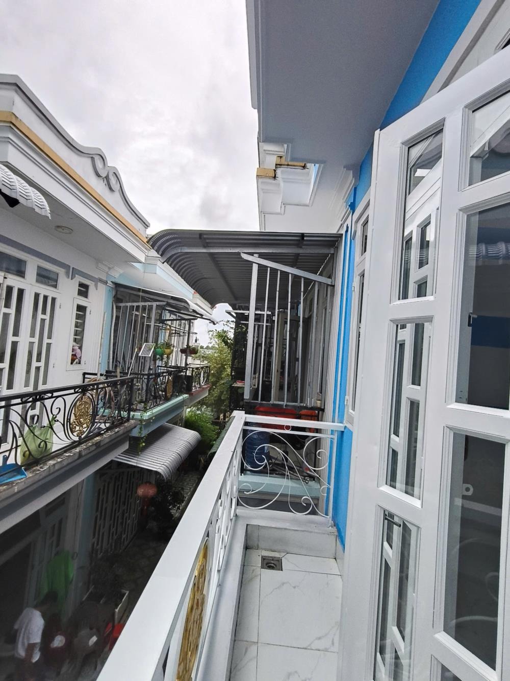 Bán Gấp Nhà Hóc Môn - 589tr - SHR - Gần Chợ, Trường Học