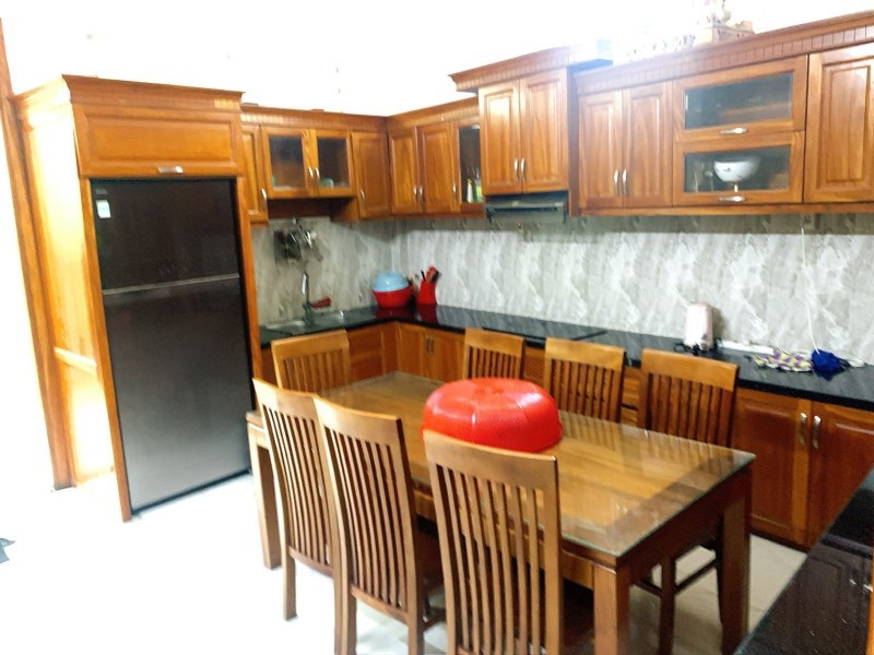 Bán nhà Đường 28, Bình Trưng Đông, Q.2 - 90m2, 4 tầng, 5PN, Sổ Hồng - Giá 9.1 tỷ
