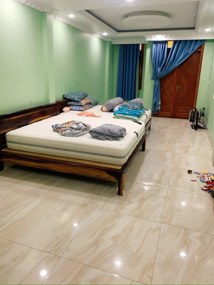 Bán nhà Đường 28, Bình Trưng Đông, Q.2 - 90m2, 4 tầng, 5PN, Sổ Hồng - Giá 9.1 tỷ