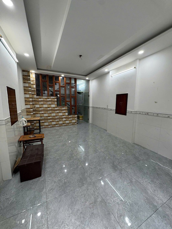NHÀ ĐẸP – GIÁ TỐT  – CHÍNH CHỦ CẦN BÁN NHANH TẠI 118/127a/61 Phan Huy Ích, Tân Sơn, HCM