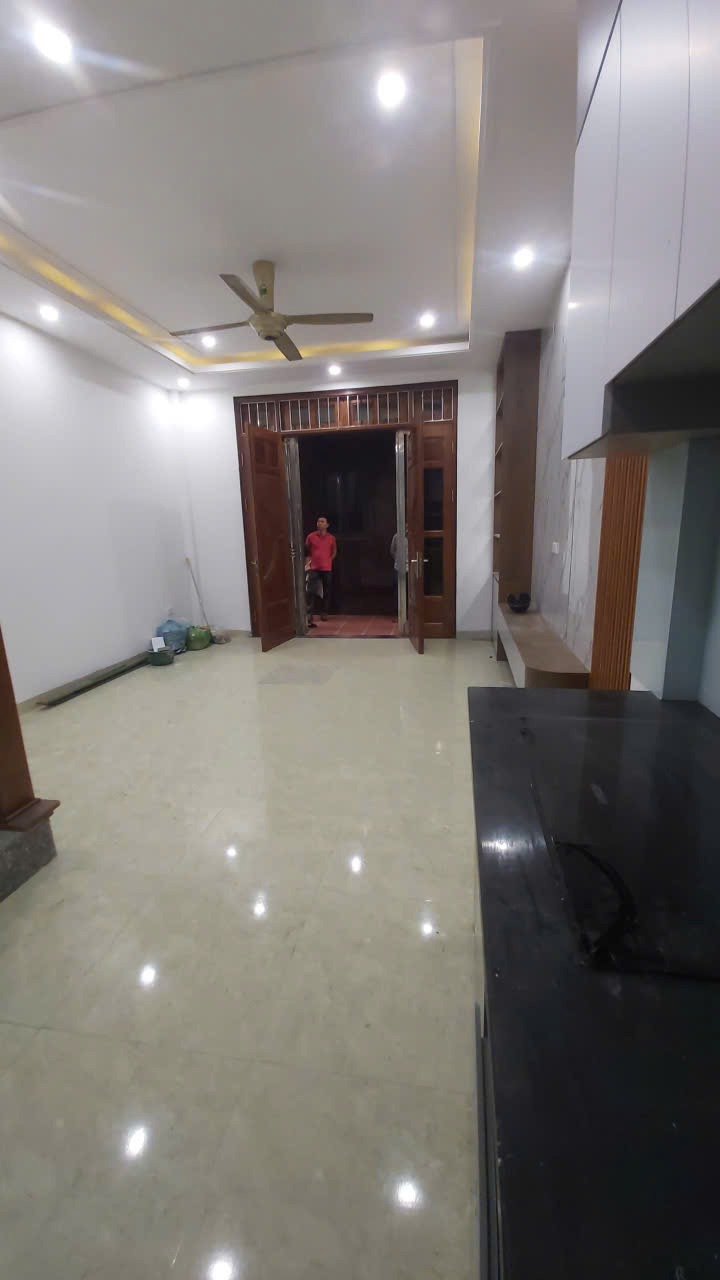 Bán nhà 5 tầng Kiến Hưng, gần chợ Mậu Lương - Full Nội Thất - Giá 5.98 tỷ