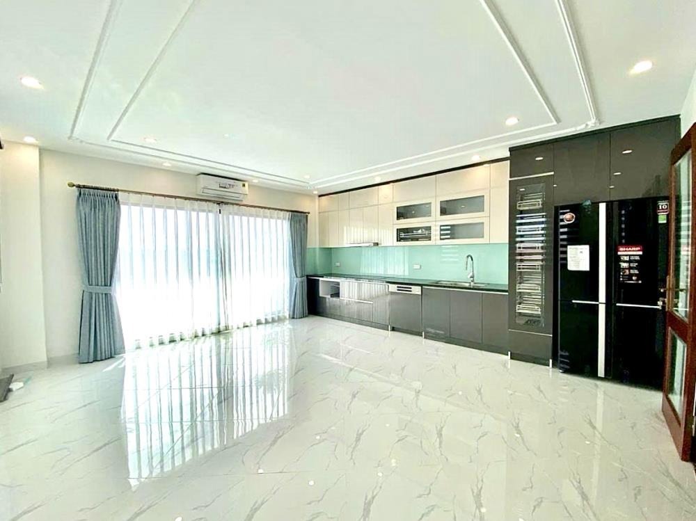 Mặt Phố Vũ Tông Phan - Vỉa Hè 5m - Kinh Doanh Đỉnh Cao - 45m² - Full Nội Thất
