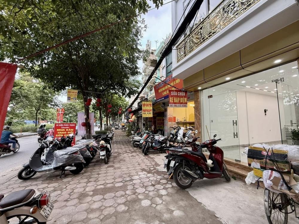 Mặt Phố Vũ Tông Phan - Vỉa Hè 5m - Kinh Doanh Đỉnh Cao - 45m² - Full Nội Thất
