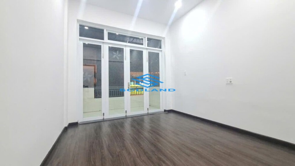 Bán Nhà Đẹp 2 Tầng Mặt Tiền Trần Nguyên Hãn – Nha Trang – Giá Chỉ 7,2 Tỷ