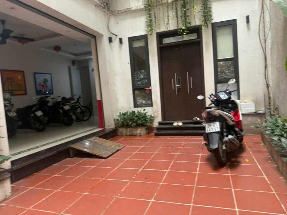 Bán Nhà Phố 7 Tầng View Hồ Tây Hồ - 109m2 - Giá 45 Tỷ (Thương Lượng)