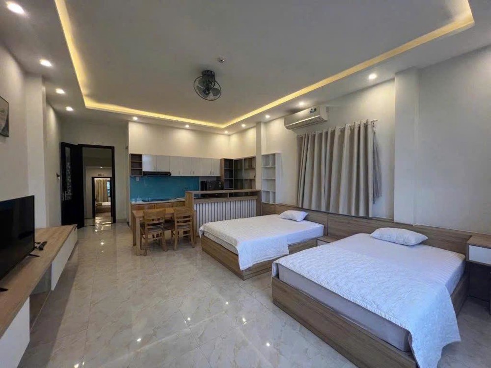 Bán nhà mặt phố Trường Sa, Ngũ Hành Sơn, Đà Nẵng. 100m2, 5 tầng, 16 tỷ, Sổ Đỏ. LH: 0932514255