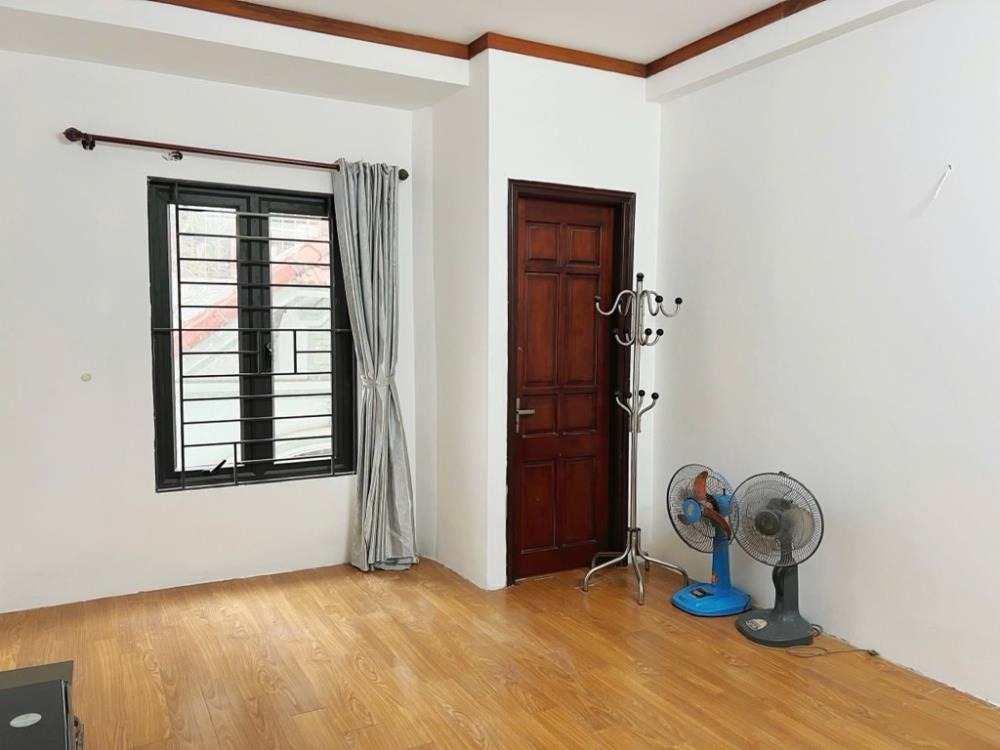 Bán Nhanh Nhà Đẹp, Ngõ Thông Thoáng, Gần Hồ - Vị Trí Đắc Địa