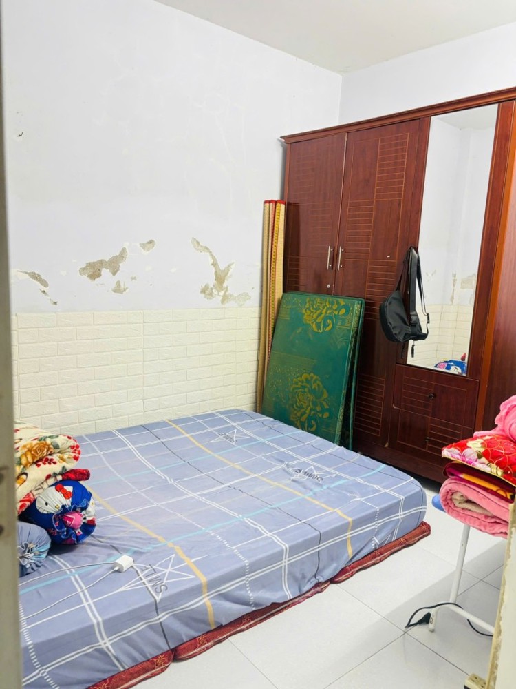 Bán nhà 99m2 Dĩ An,SHR đường xe hơi,gần chợ đêm Biconsi,giá rẻ