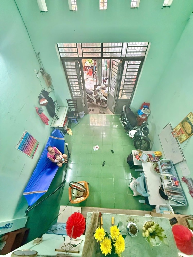 Tân Phú 48m² A4 Nhà 2Tầng Giá Chỉ 3 Ty999 TL Gần Nhà Ga T3 TSN