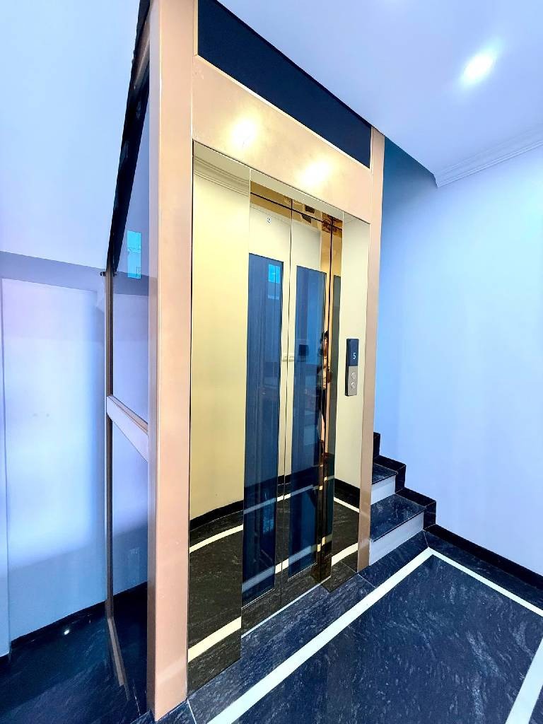 Bán Nhà Mặt Phố Tam Trinh - Vị Trí Kinh Doanh Đỉnh Cao