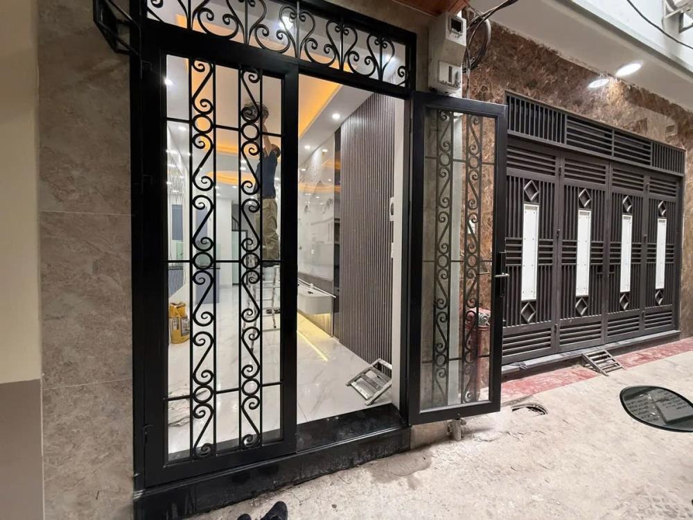 Bán Nhà Phố Nguyễn Văn Viên, Minh Khai - 30m² - 5 Tầng - 7.2 Tỷ - Vị Trí Trung Tâm