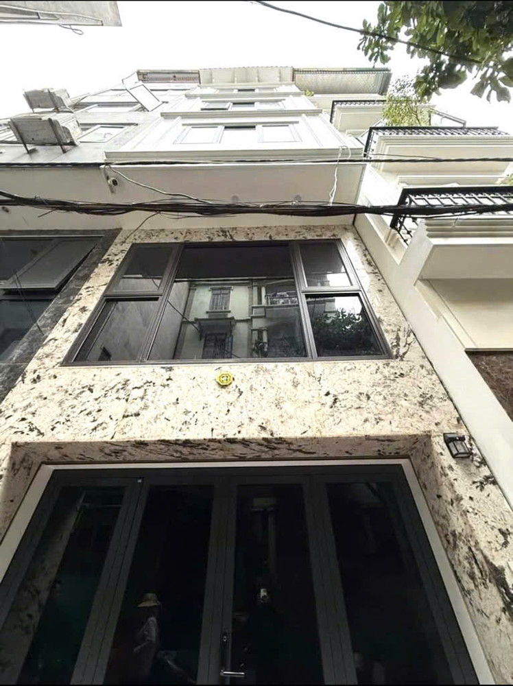 SIÊU PHẨM YÊN HOÀ 2 MẶT THOÁNG – 1 NHÀ RA PHỐ - Ô TÔ ĐỖ CỬA. KD ĐỈNH. 42x5T