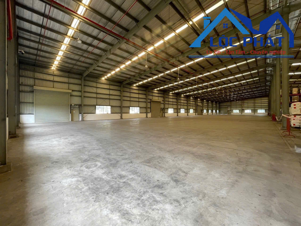 KCN Nhơn Trạch Đồng Nai xưởng 2400m2 cho thuê 4,4usd/m2