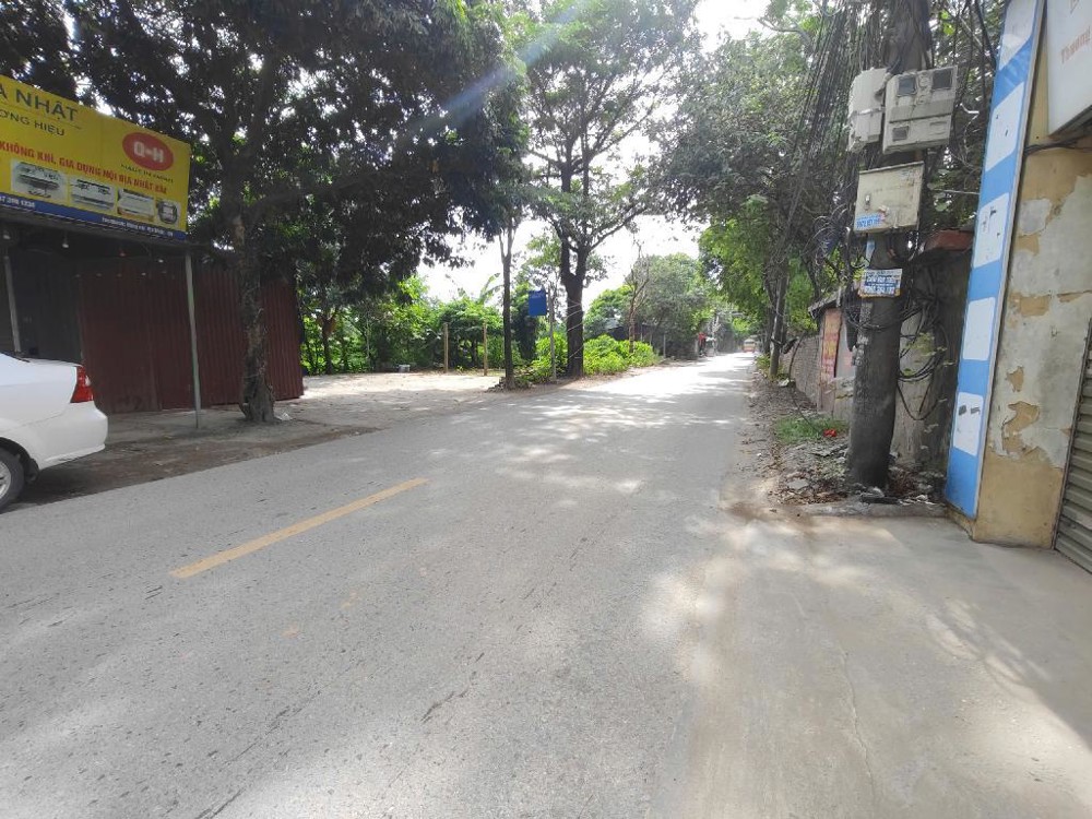 Đất phố Hoàng Tăng Bí 145m2, MT 5.8m, ô tô tránh, giá 22.8 tỷ